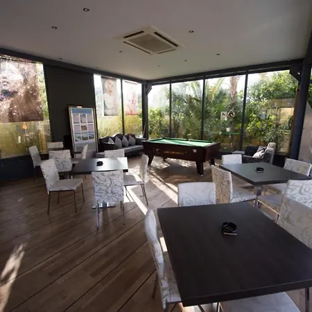 Makris Yialos Apartahotel *