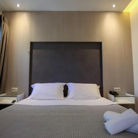 Apartahotel Makris Yialos *